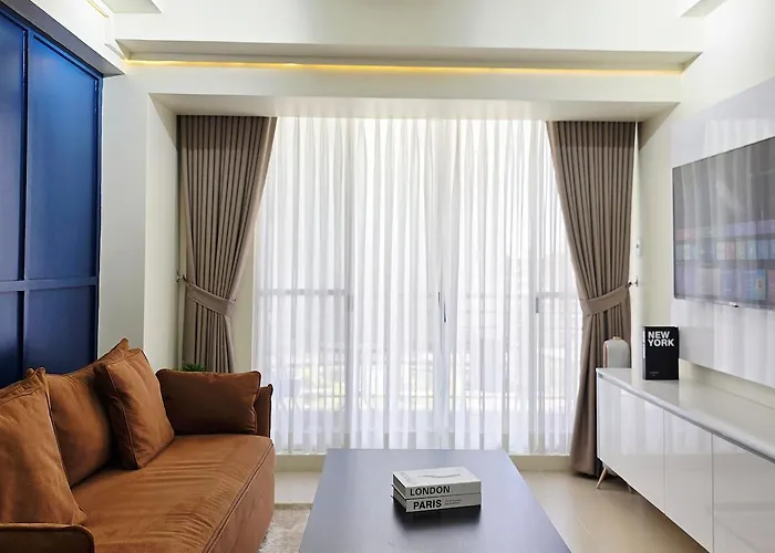Alder Residences Serviced With Parking By Thm Apartamento